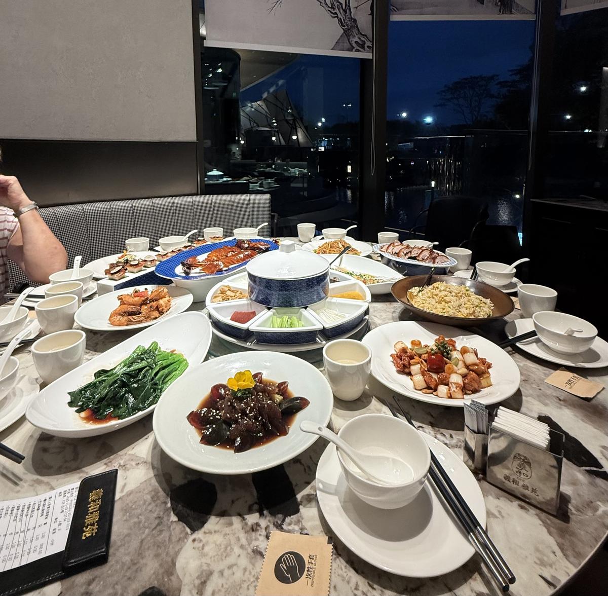 Traditional Chinese dinner